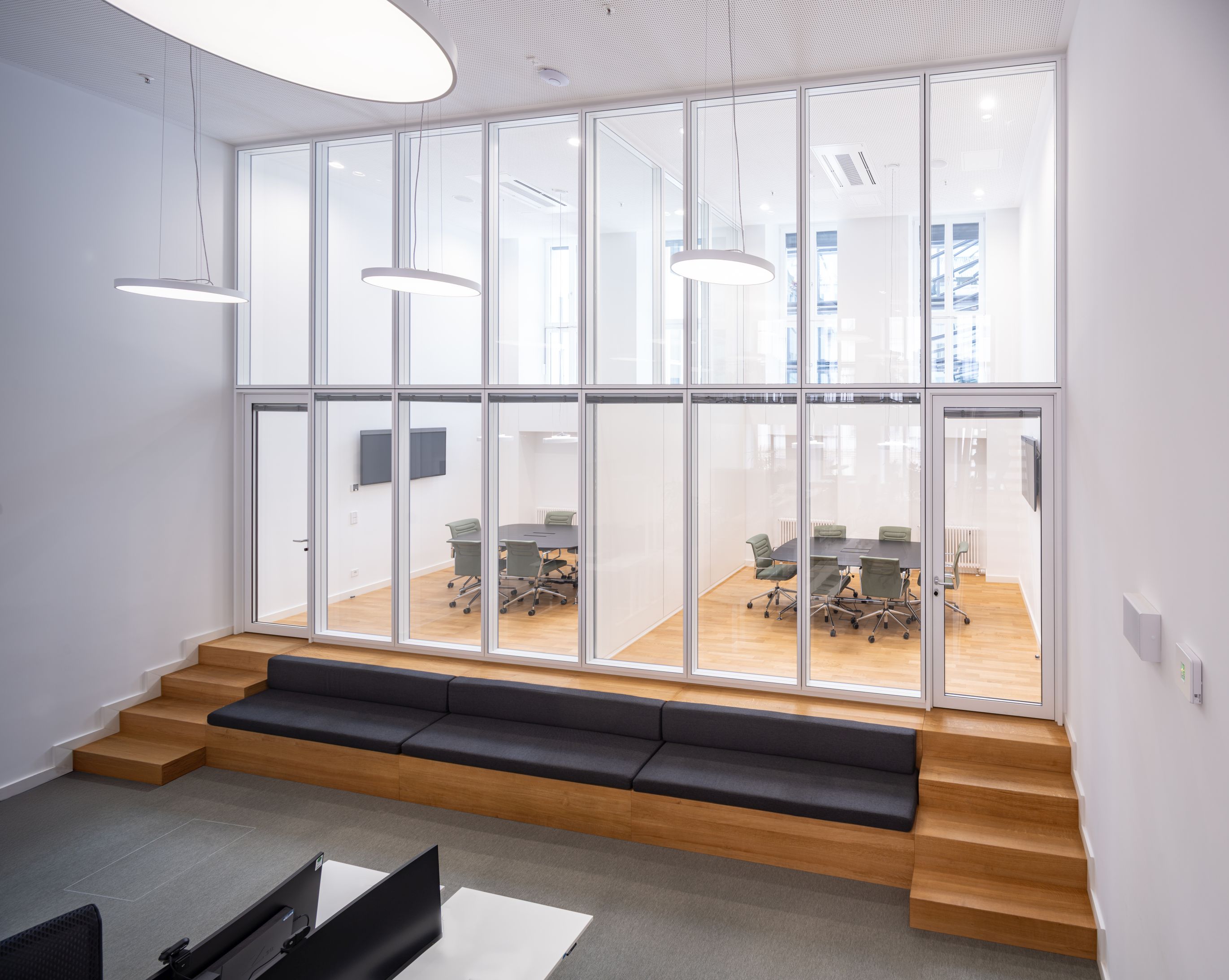 Platform, Bench, Meeting room, High room